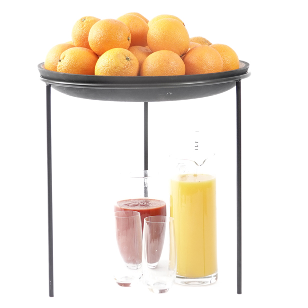 Wooden-Bowl-large-on-Tall-MR-oranges-and-juicing
