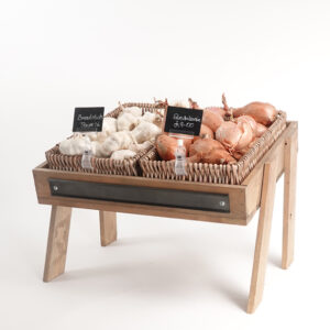 Pantry-counter-stand-wicker1